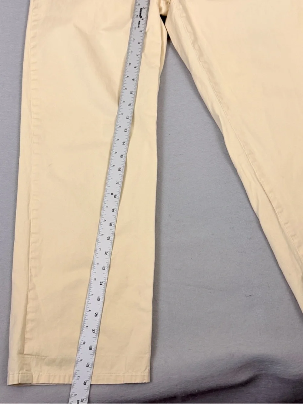 Men's Southern Tide Chino Pants in Light Yellow Straight Fit